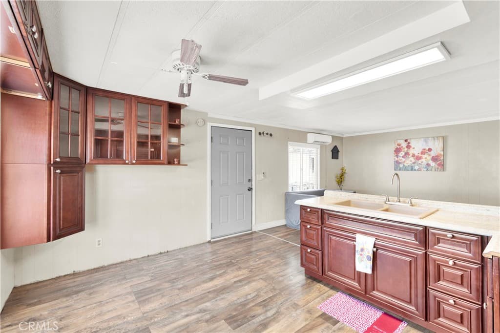 Home at 1461 W Mission 53, Pomona — photo 8 of 12