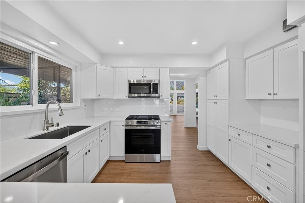 Home at 2402 W Valewood Street, San Dimas — photo 9 of 12