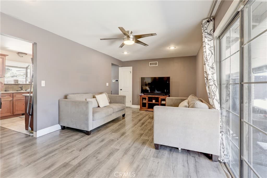 Home at 1839 Miramar Street, Pomona — photo 4 of 12