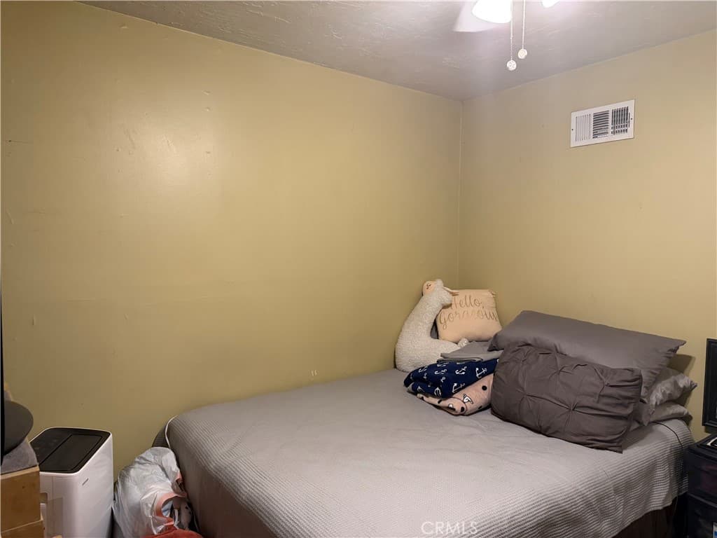 Home at 1038 Terryview, Pomona — photo 10 of 12