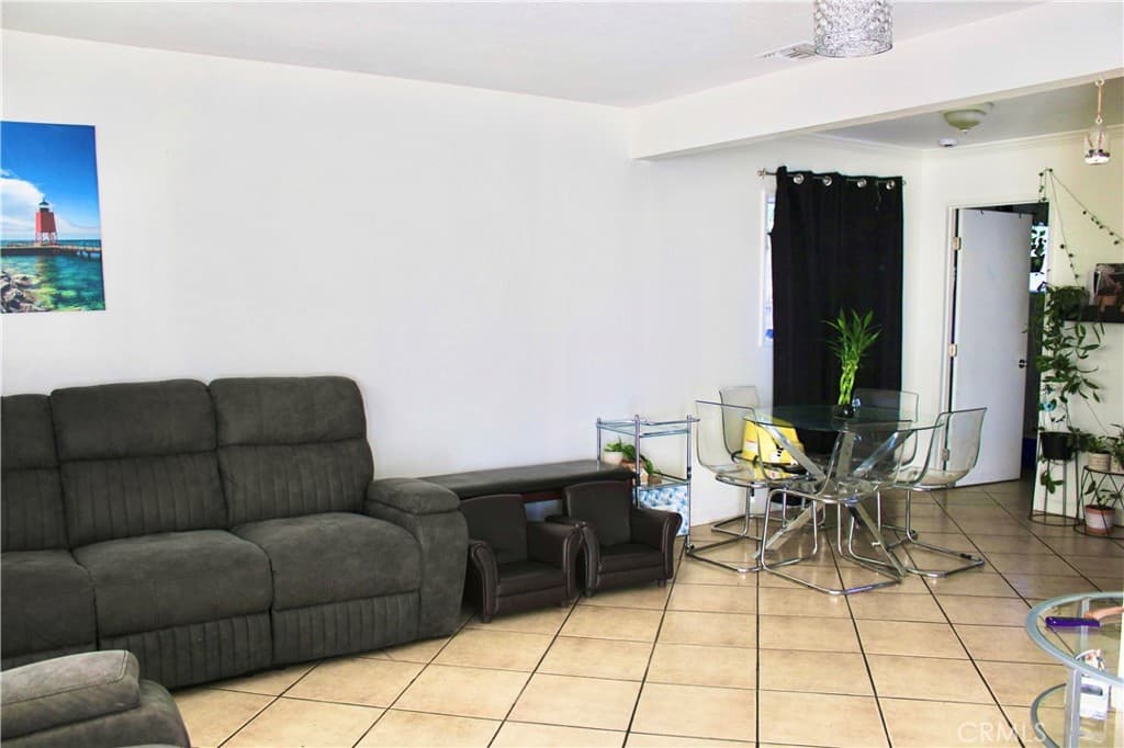 Home at 18221 Los Palacios Drive, Rowland Heights — photo 3 of 10