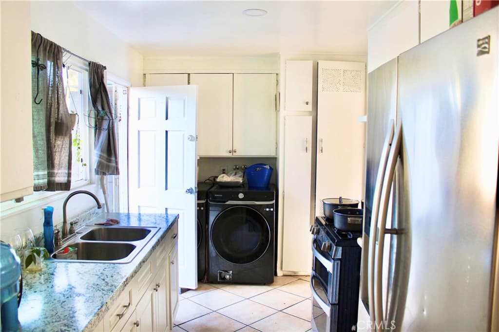 Home at 18221 Los Palacios Drive, Rowland Heights — photo 4 of 10