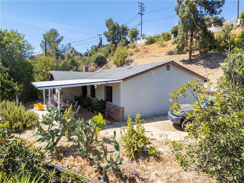 Home at 138 Banbridge Avenue, La Puente — photo 3 of 12