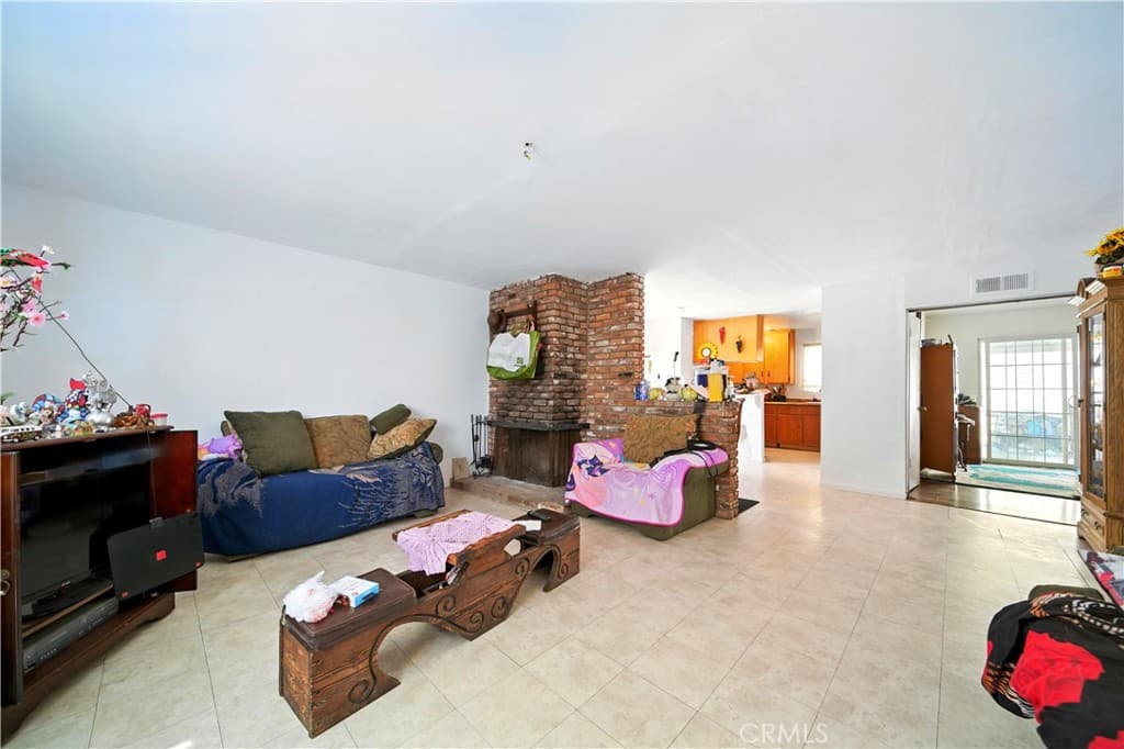 Home at 138 Banbridge Avenue, La Puente — photo 10 of 12
