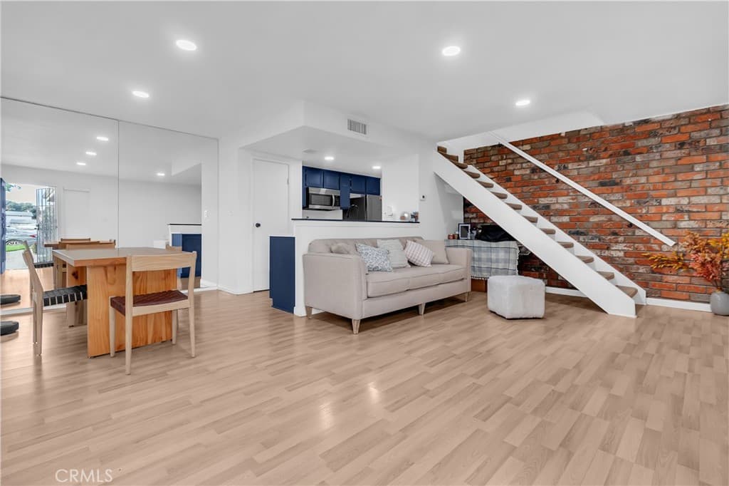 Condo at 3003 Knollwood Avenue 2, La Verne — photo 2 of 12