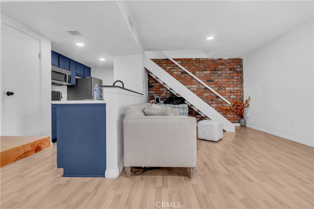 Condo at 3003 Knollwood Avenue 2, La Verne — photo 8 of 12