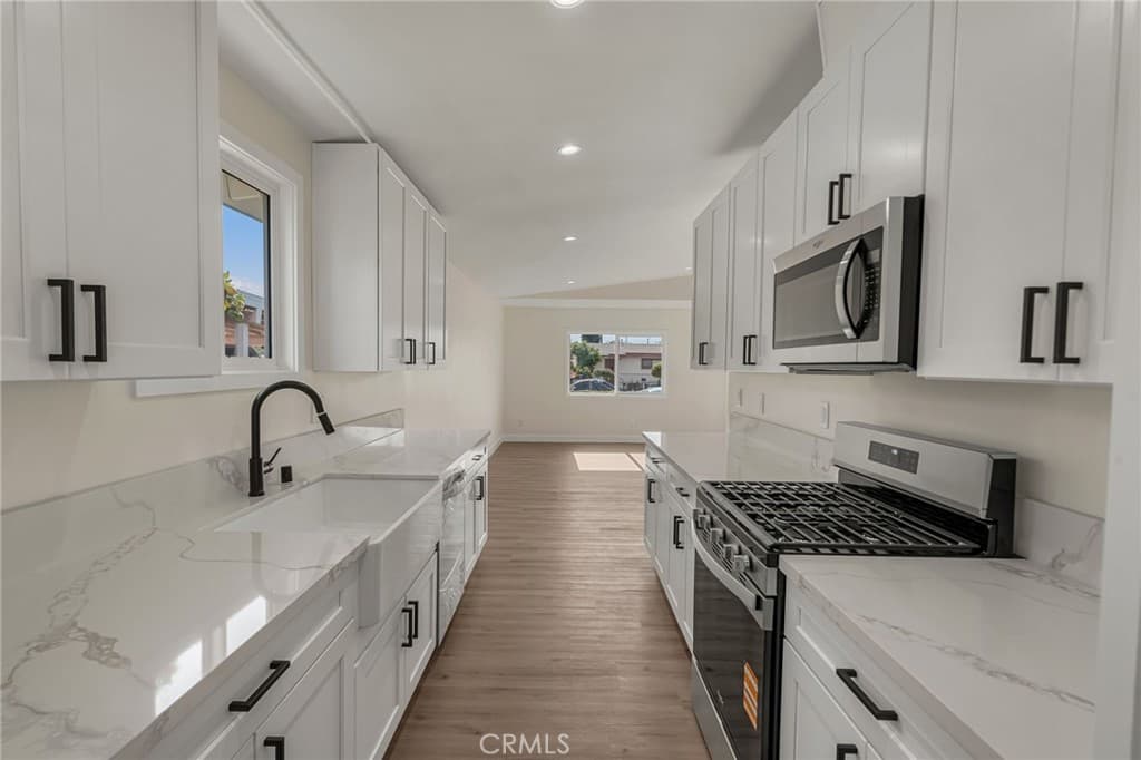 Home at 11203 Redberry, South El Monte — photo 10 of 12