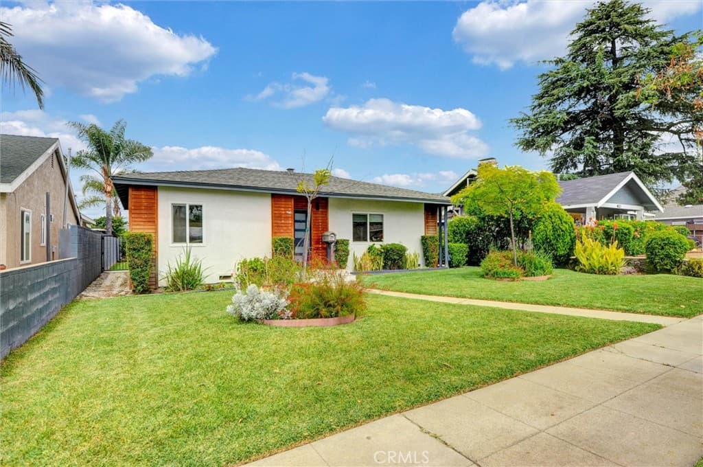 Home at 929 N Sunset, Azusa — photo 2 of 12