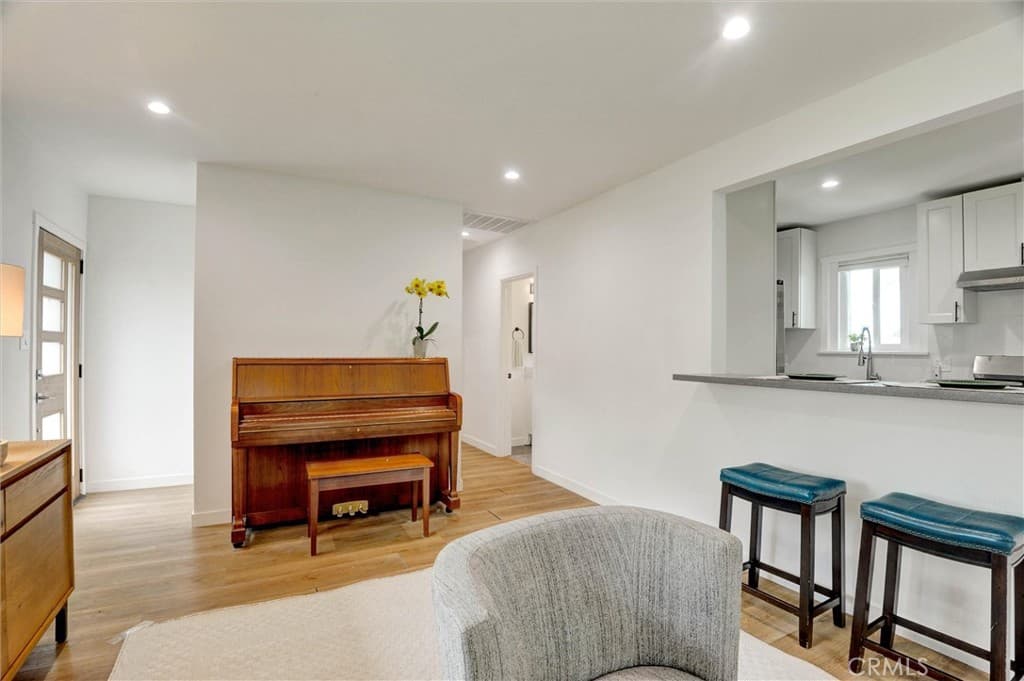 Home at 929 N Sunset, Azusa — photo 9 of 12