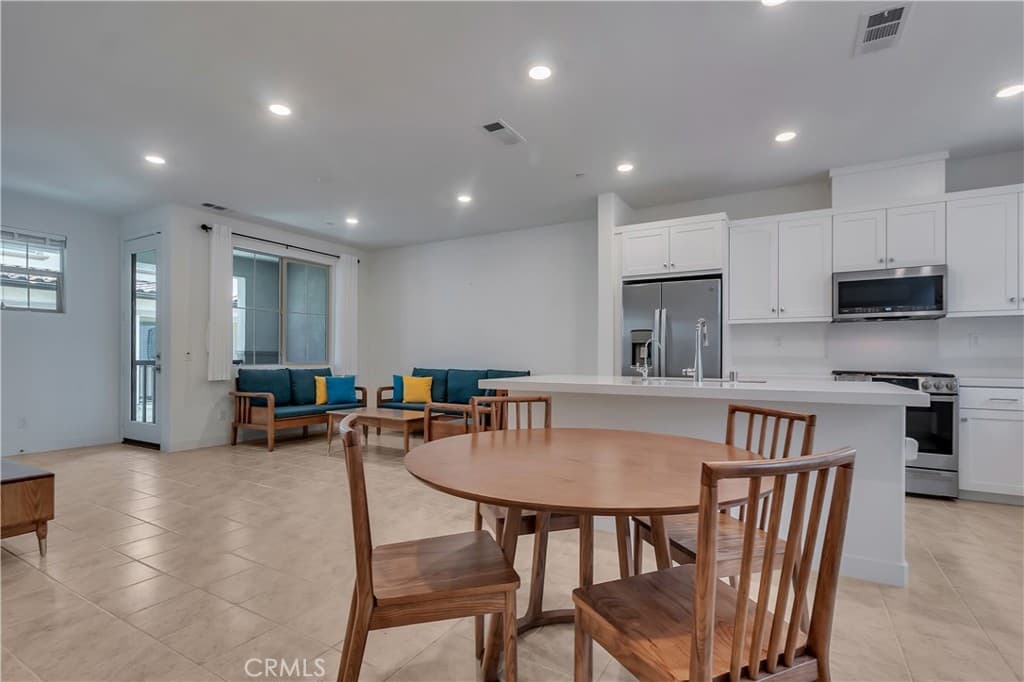 Condo at 509 Tamarind Way B, West Covina — photo 3 of 12