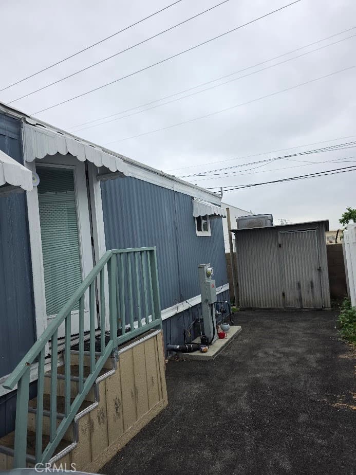 Home at 716 N Grand Avenue J1, Covina — photo 11 of 12