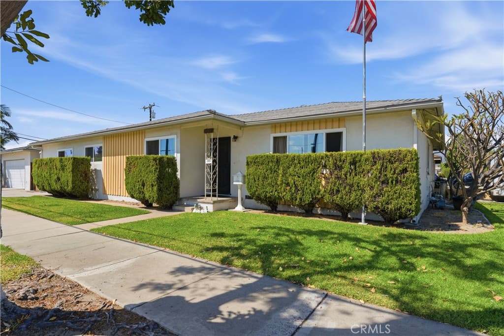 Home at 285 W Covina, Covina — photo 1 of 12