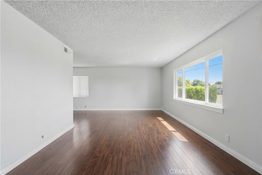 Home at 285 W Covina, Covina — photo 3 of 12