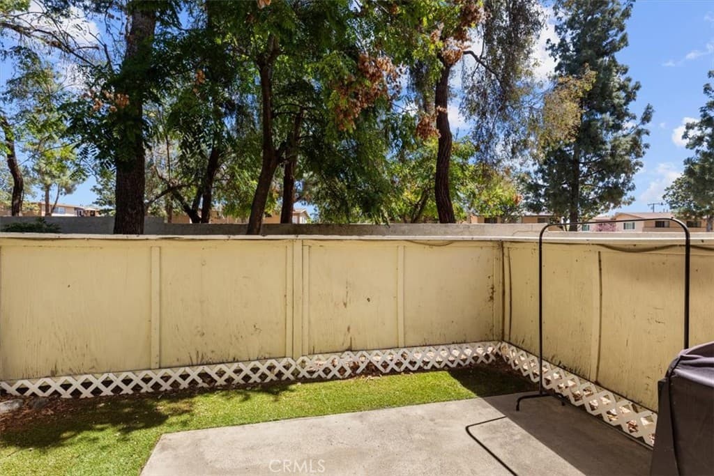 Condo at 640 Sycamore, Claremont — photo 12 of 12