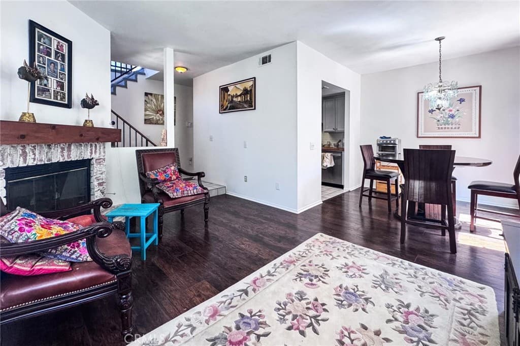 Townhouse at 544 N Orange B, La Puente — photo 4 of 12