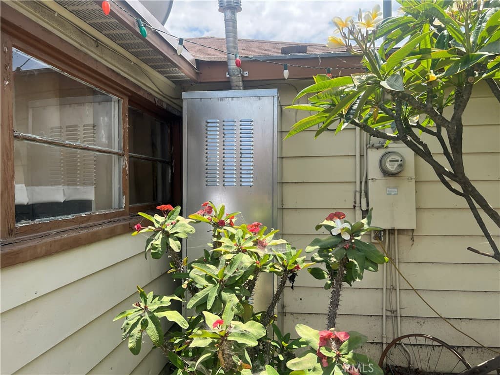 Multi-Family at 4308 Fandon, El Monte — photo 10 of 12