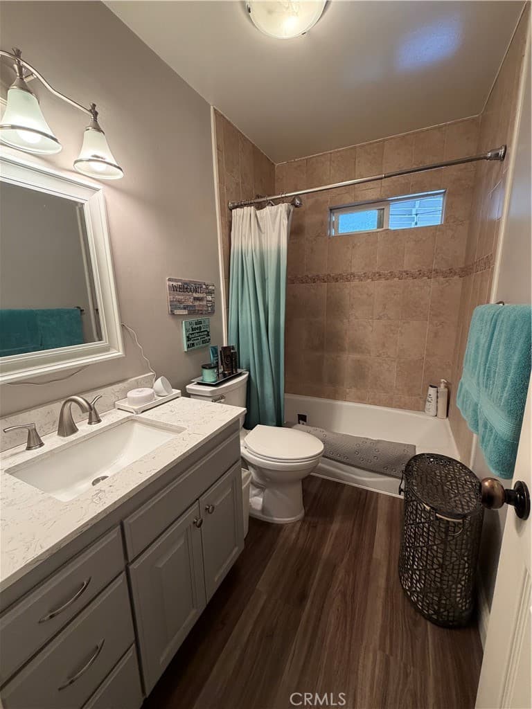 Home at 1594 Darby, Pomona — photo 9 of 12