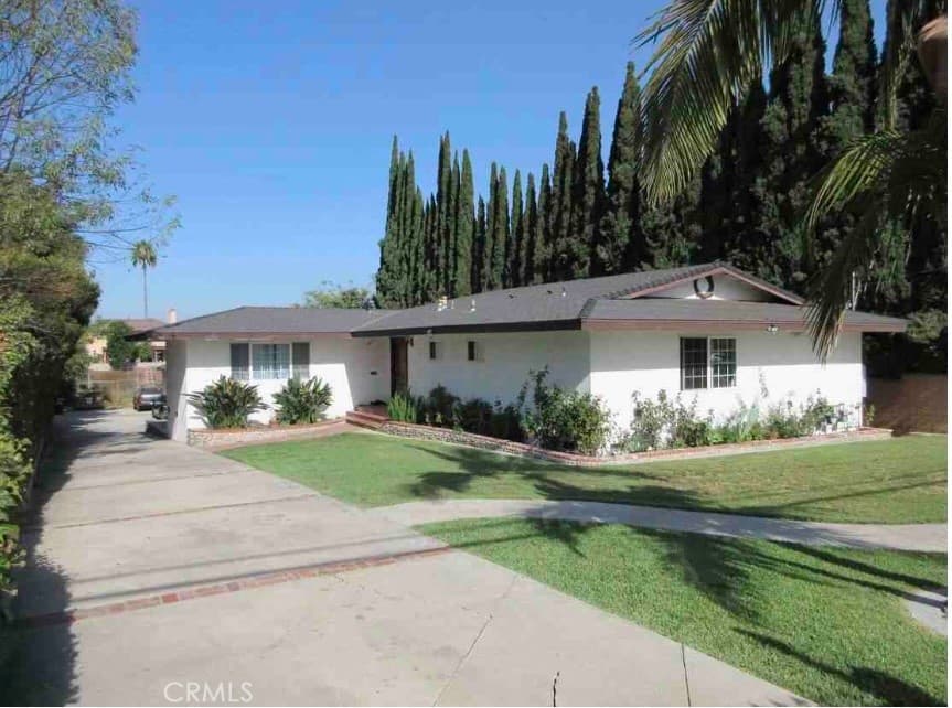 Multi-Family at 405 S 3rd, La Puente — photo 1 of 1