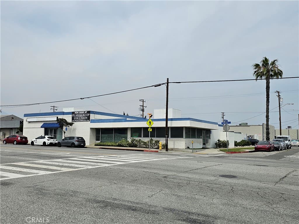 Home at 180 S Irwindale Avenue, Azusa — photo 1 of 10