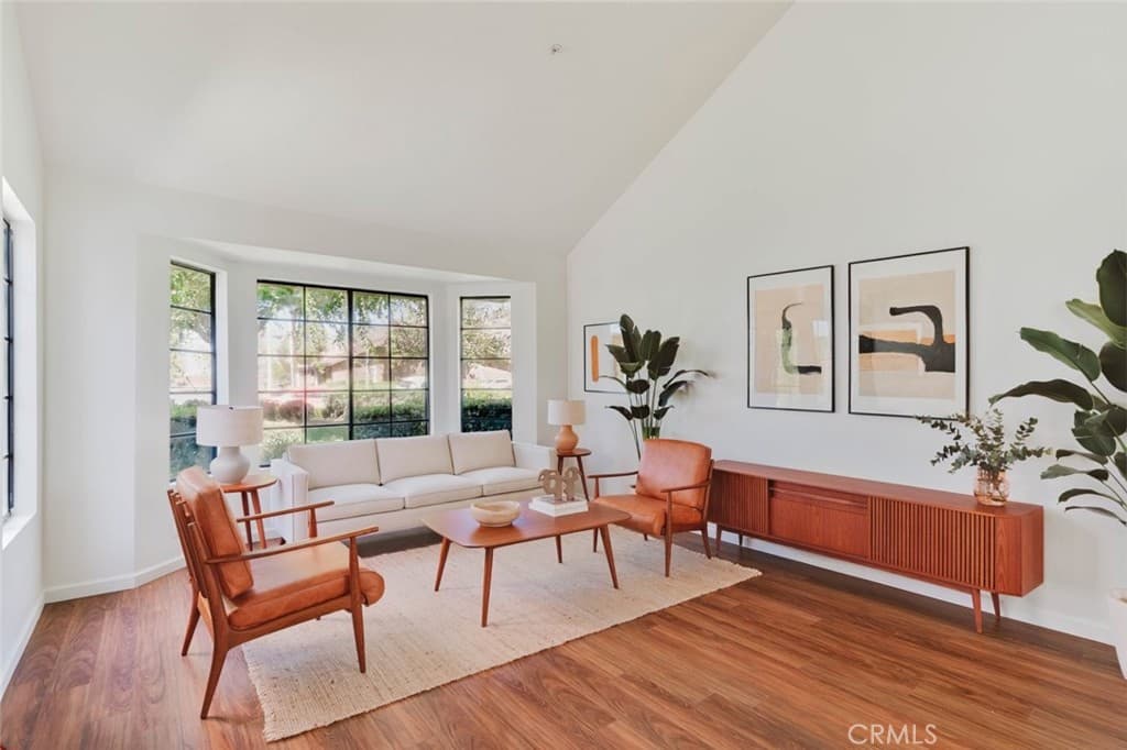 Townhouse at 1677 Crystal Canyon Drive, Azusa — photo 7 of 12