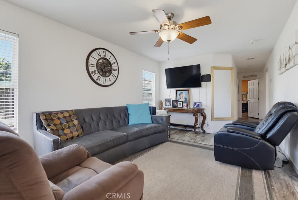 Home at 12700 Elliott Avenue 309, El Monte — photo 4 of 12