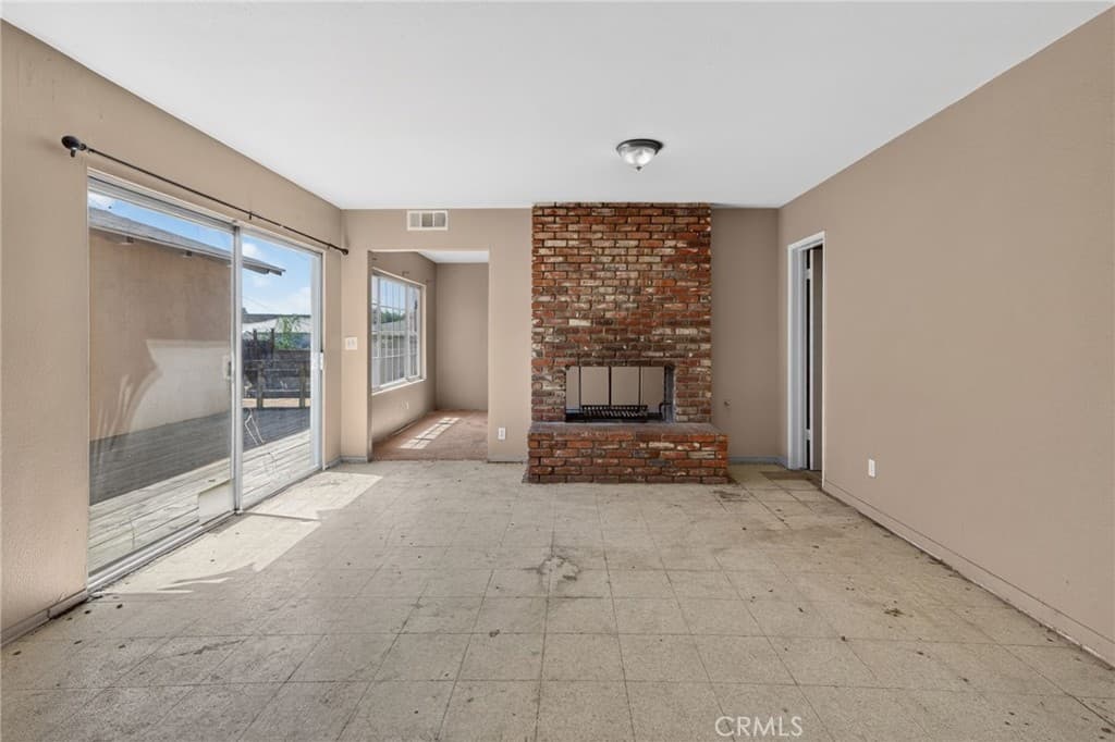 Home at 206 E Fig, Monrovia — photo 7 of 12