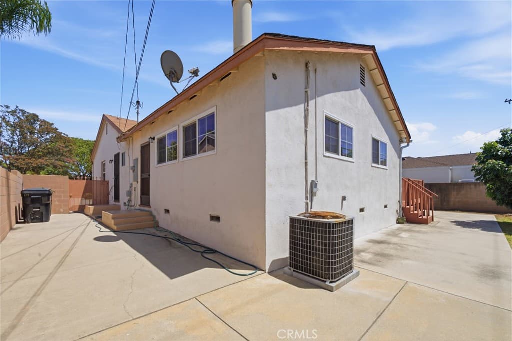 Home at 219 N Toland, West Covina — photo 11 of 12