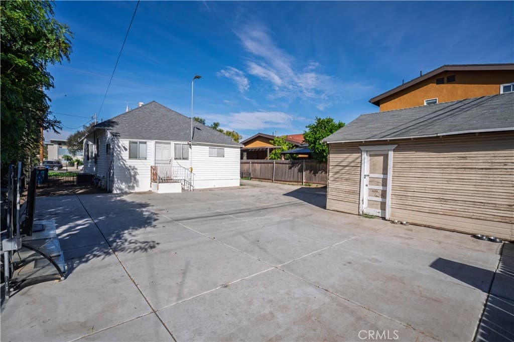 Home at 730 W 9th, Pomona — photo 8 of 12