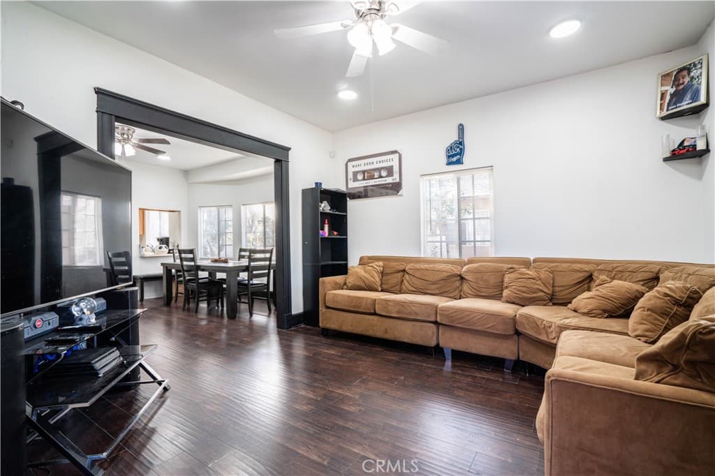 Home at 730 W 9th, Pomona — photo 10 of 12