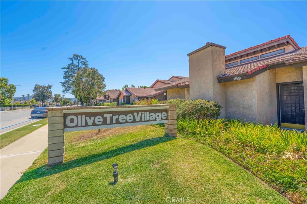 Condo at 189 S Hollenbeck, Covina — photo 2 of 12