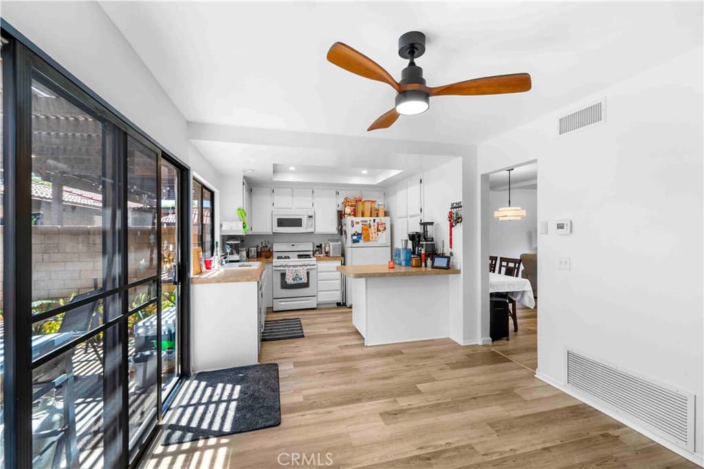 Condo at 189 S Hollenbeck, Covina — photo 6 of 12