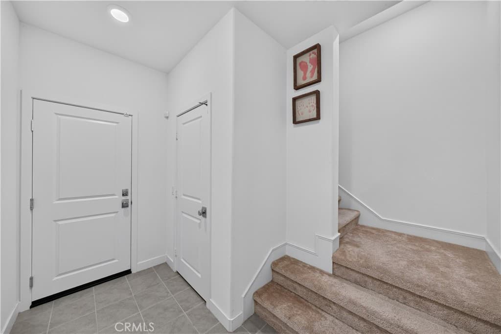 Townhouse at 511 Tamarind Way E, West Covina — photo 3 of 12