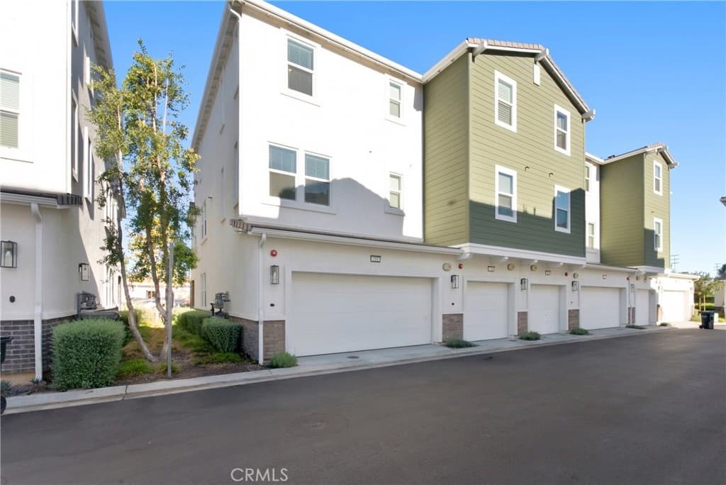 Home at 211 N Vincent Avenue, West Covina — photo 4 of 12