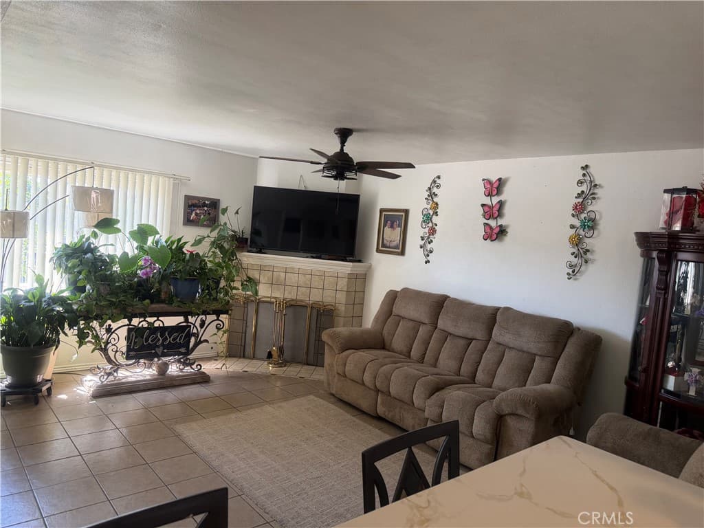 Home at 1044 Gothic Way, Pomona — photo 6 of 12