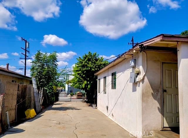 Home at 3732 Gibson Road, El Monte — photo 2 of 10