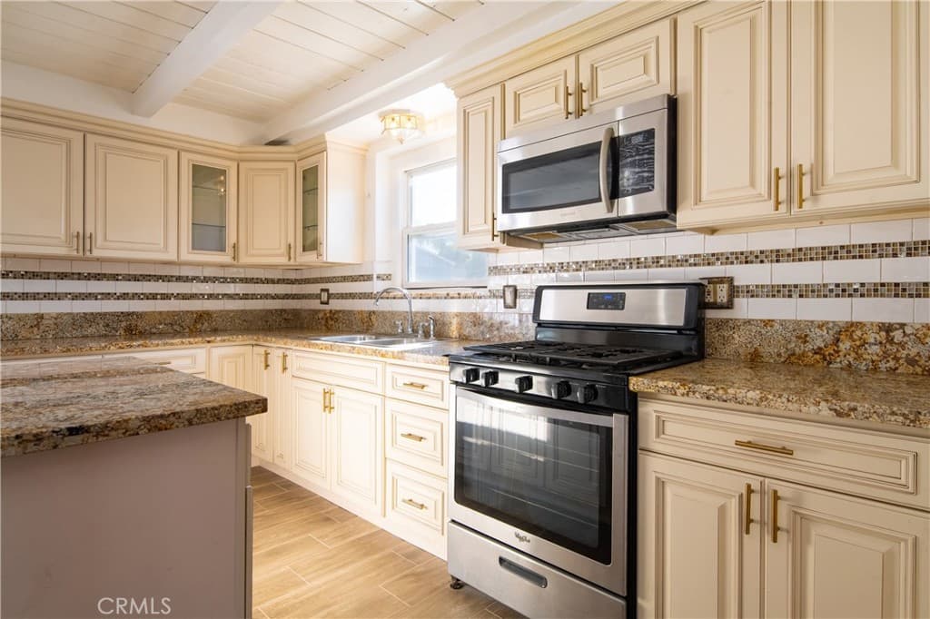 Home at 16240 Klamath, La Puente — photo 9 of 12