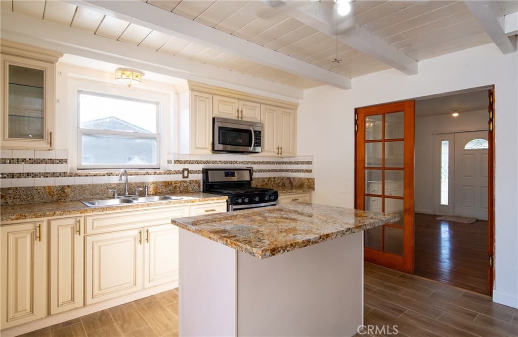 Home at 16240 Klamath, La Puente — photo 10 of 12