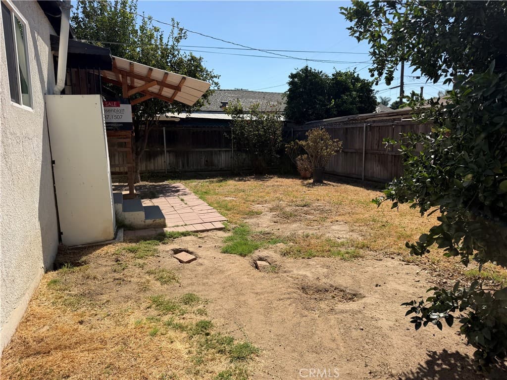 Home at 1196 W 3rd, Pomona — photo 10 of 11