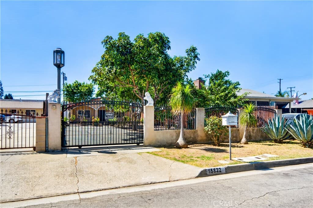 Home at 15822 Harvest Moon, La Puente — photo 3 of 12