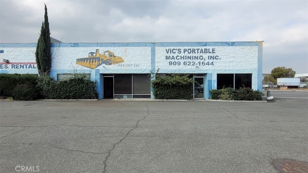 Commercial at 159 N East End, Pomona — photo 3 of 4