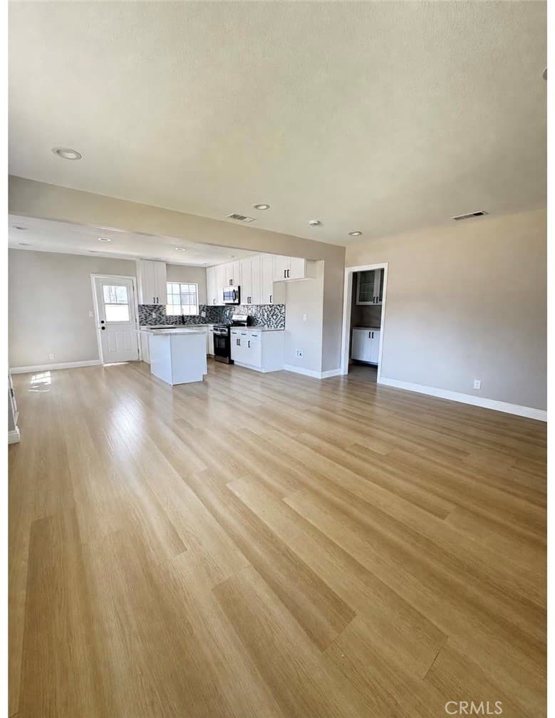 Home at 575 E Fernleaf, Pomona — photo 2 of 12