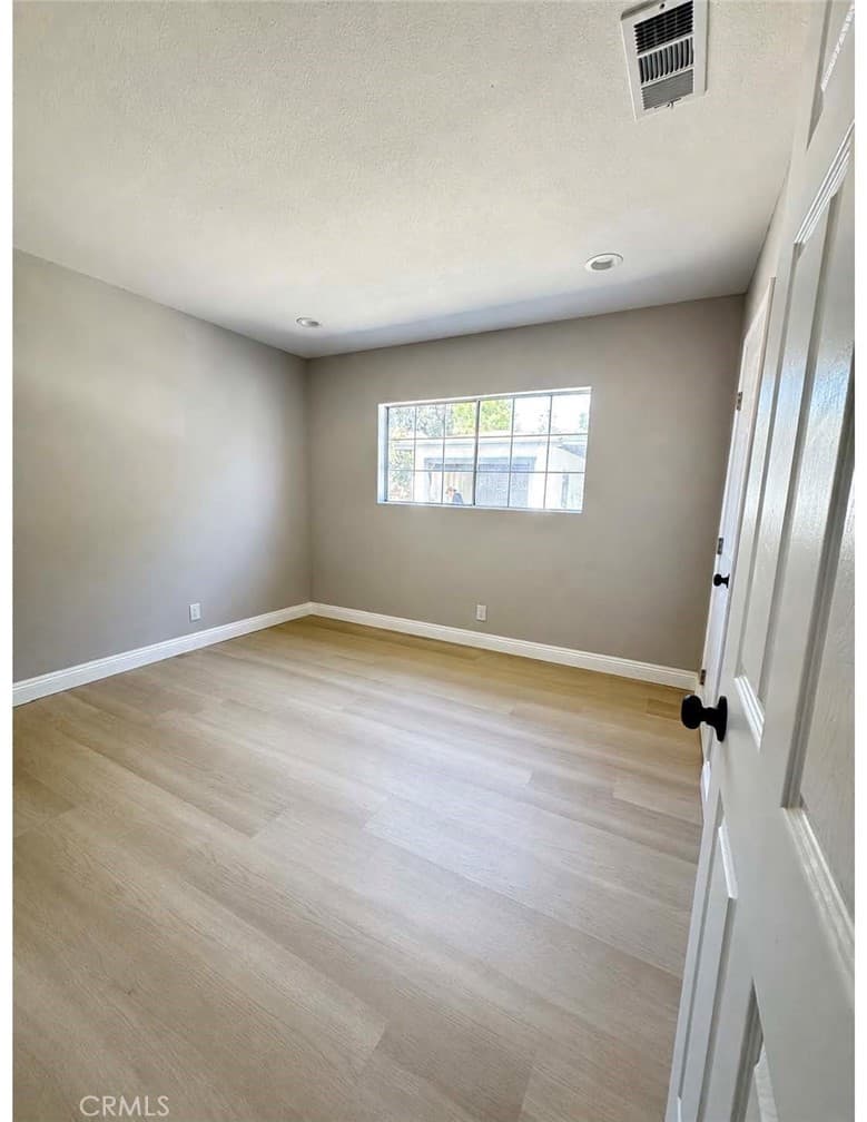 Home at 575 E Fernleaf, Pomona — photo 6 of 12