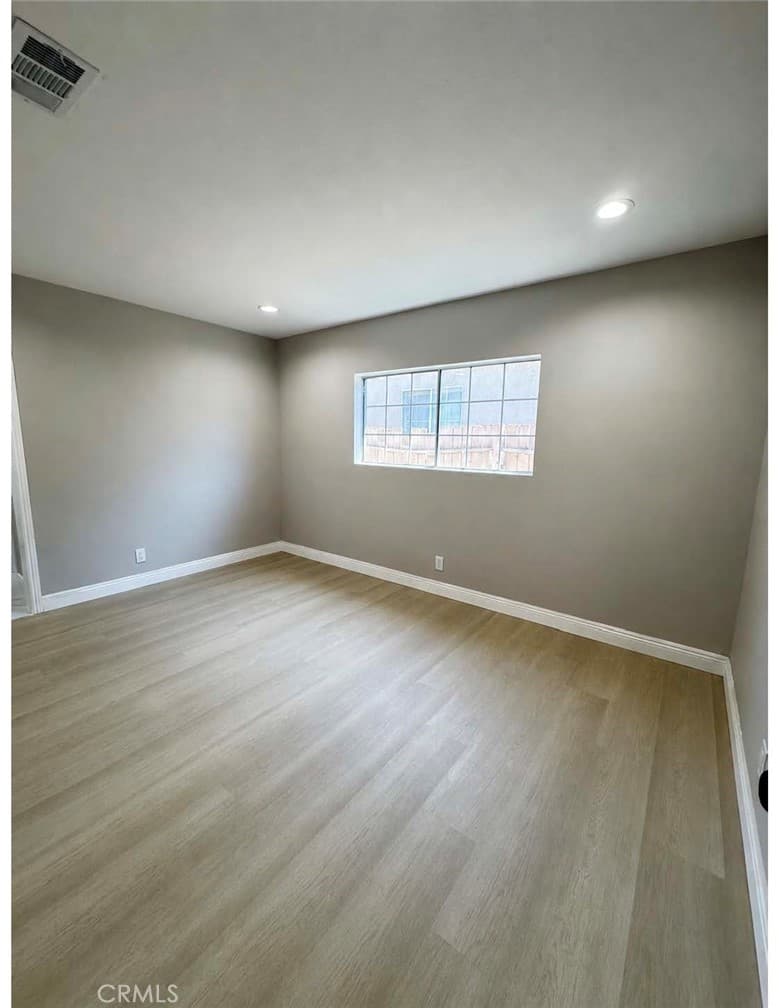 Home at 575 E Fernleaf, Pomona — photo 8 of 12