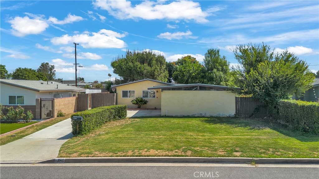 Home at 1502 Lyndhurst, La Puente — photo 3 of 12