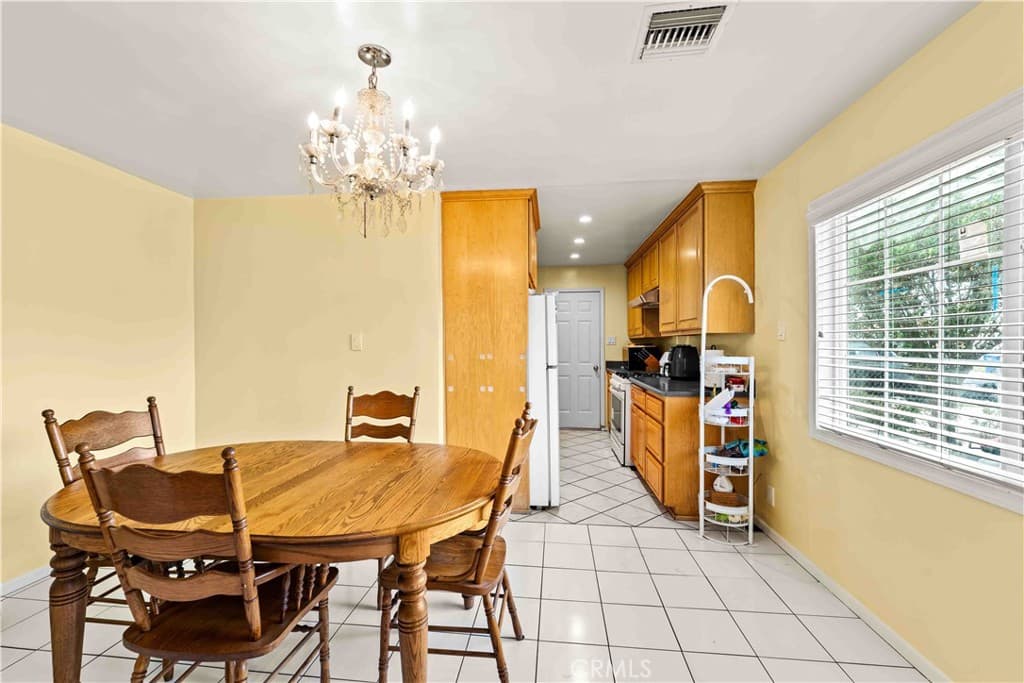 Home at 5260 N Gareloch Avenue, Azusa — photo 9 of 12