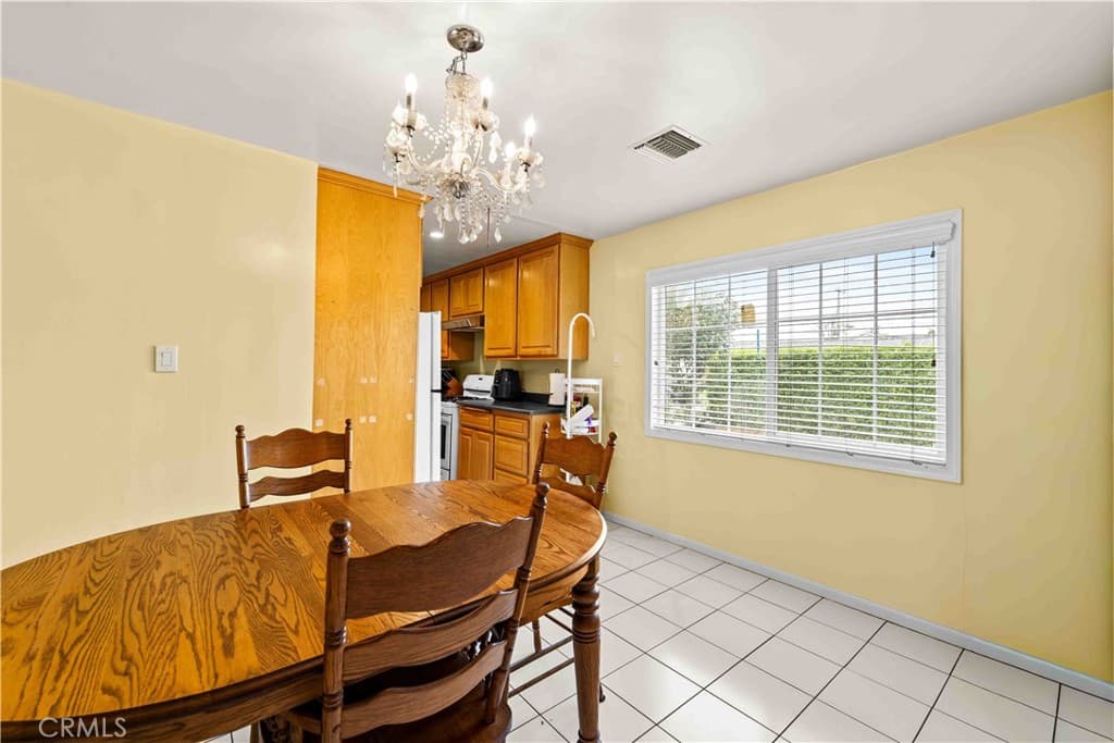 Home at 5260 N Gareloch Avenue, Azusa — photo 10 of 12