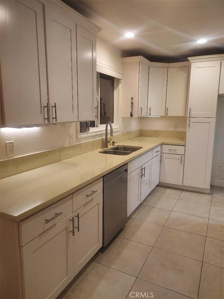 Home at 1606 Penn Mar Ave, South El Monte — photo 4 of 12