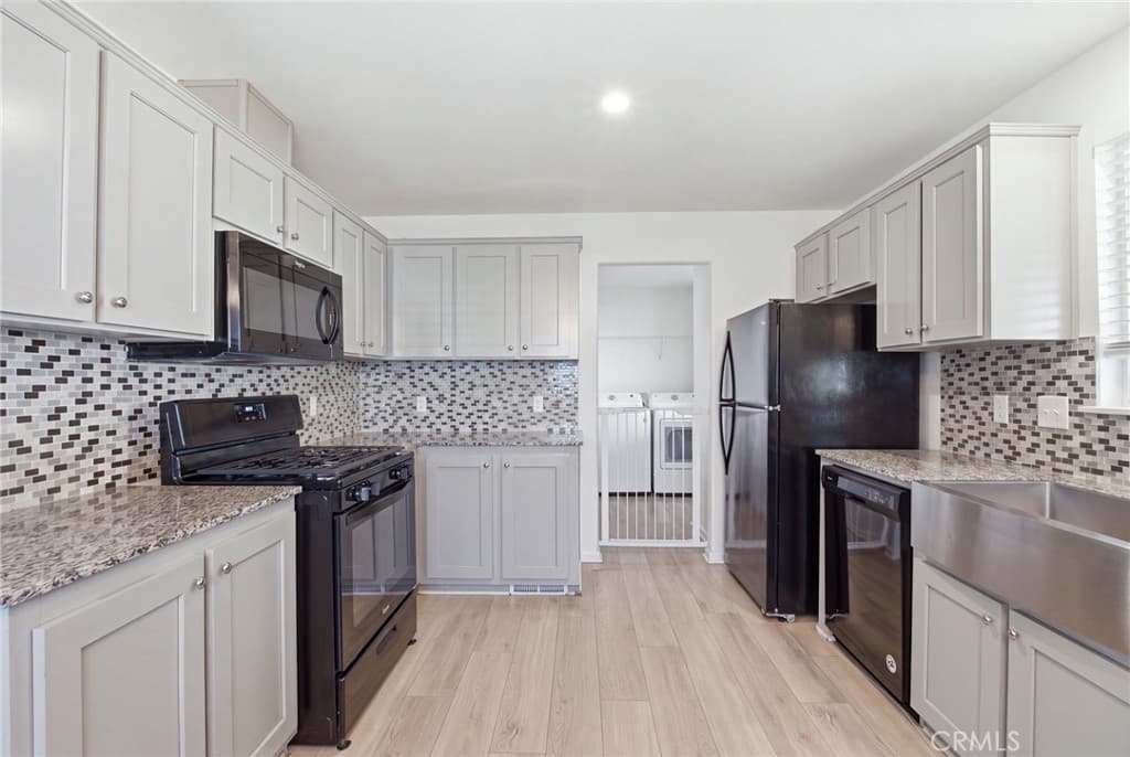 Home at 12700 elliott ave 342, El Monte — photo 6 of 12