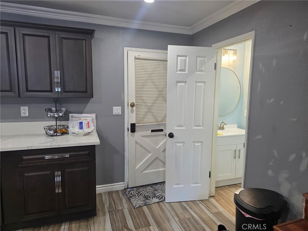 Townhouse at 425 N Rockvale, Azusa — photo 7 of 12