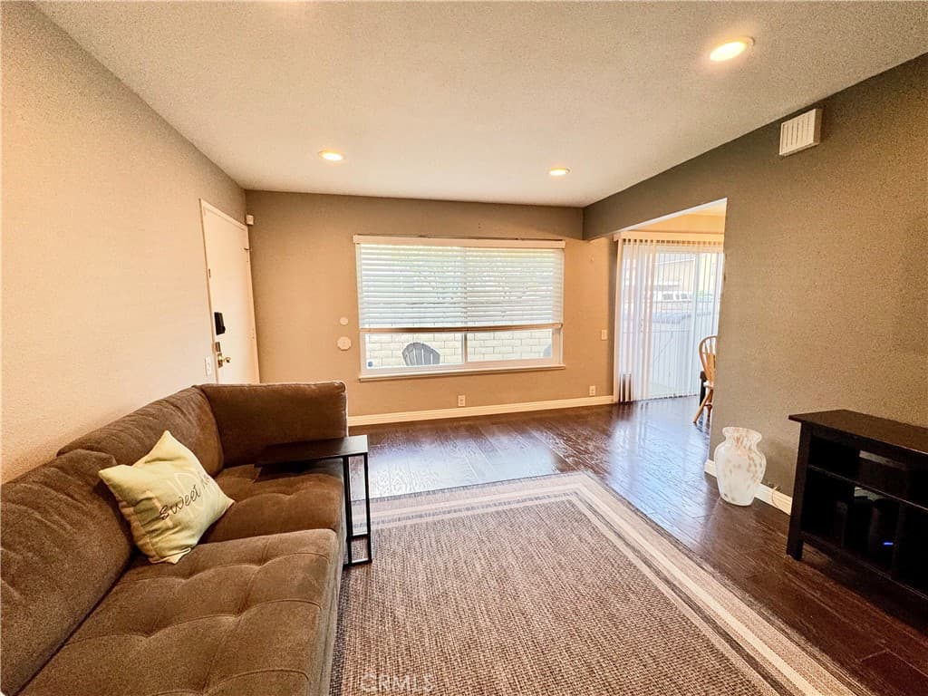 Townhouse at 1354 Peppertree, West Covina — photo 3 of 12